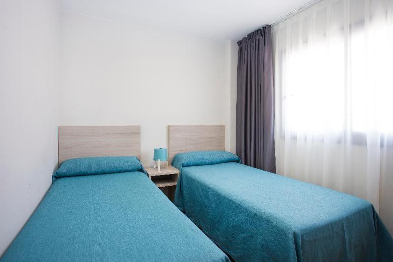 Apartamentos Maryciel By Mc Benidorm Habitación foto